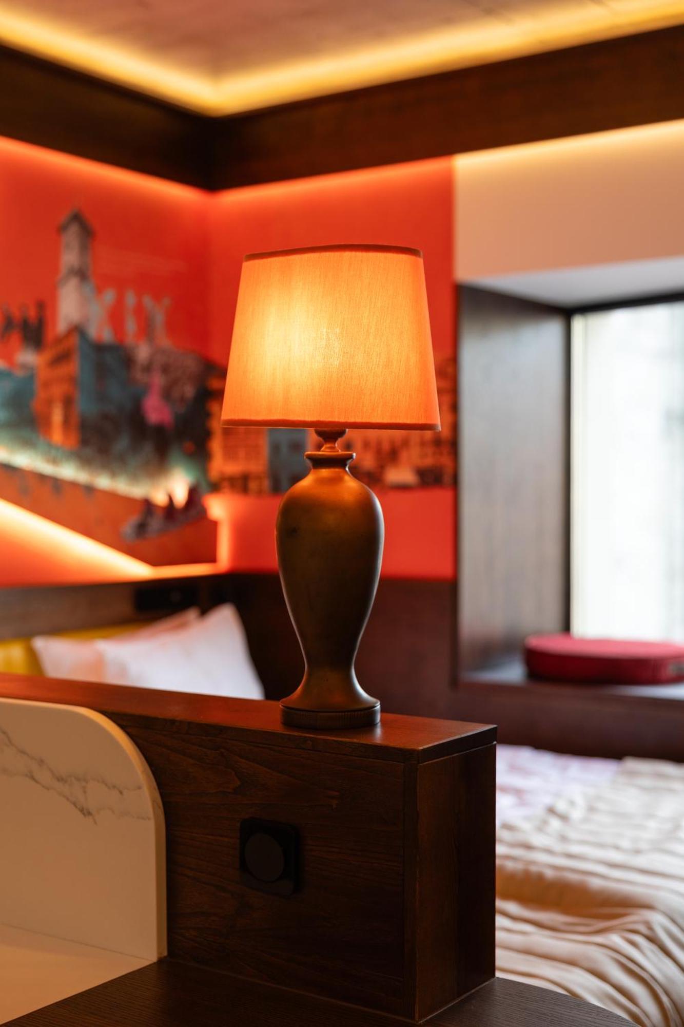 !Fest Hotel Rynok Square Λβιβ Εξωτερικό φωτογραφία