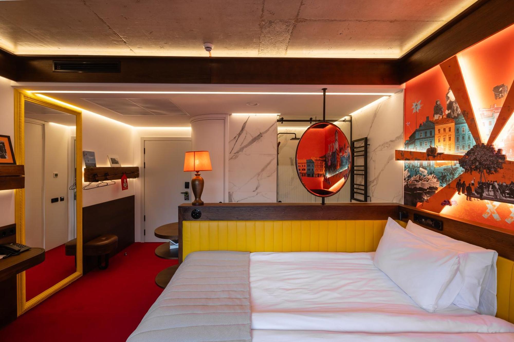 !Fest Hotel Rynok Square Λβιβ Εξωτερικό φωτογραφία