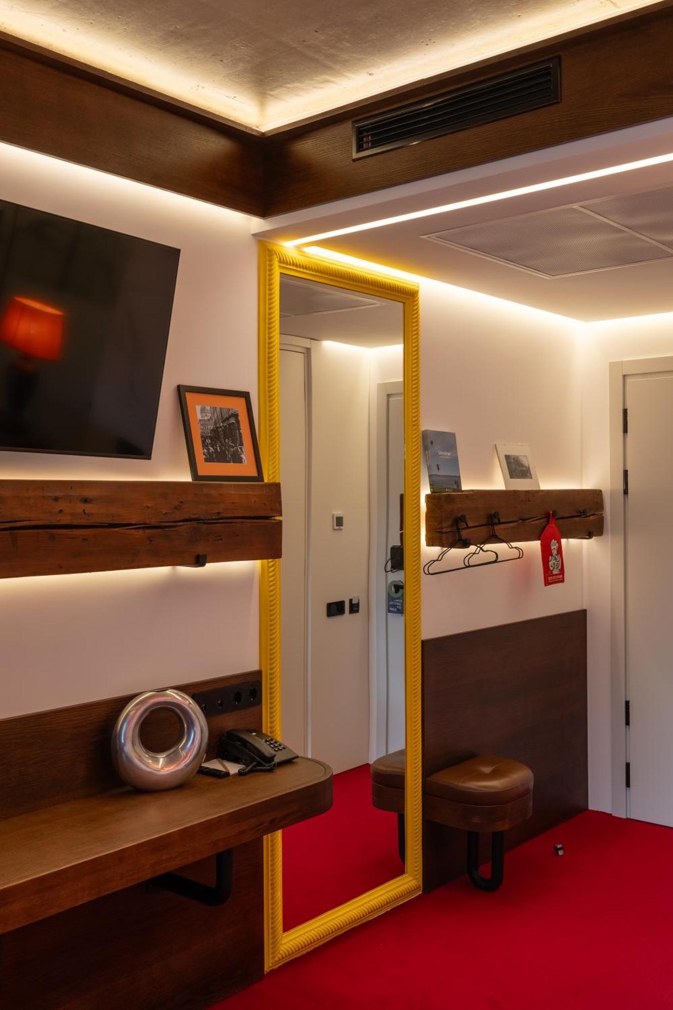 !Fest Hotel Rynok Square Λβιβ Εξωτερικό φωτογραφία