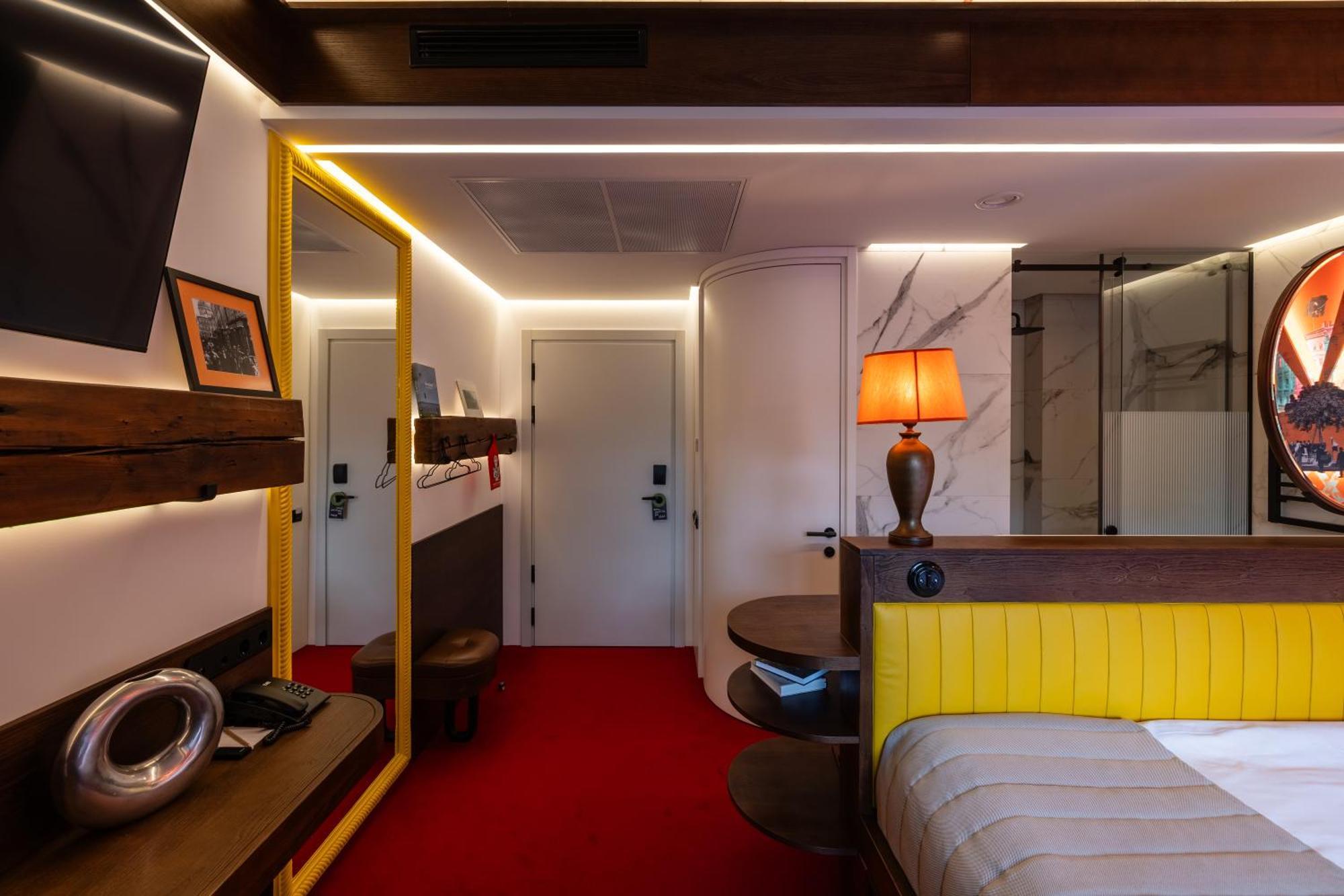 !Fest Hotel Rynok Square Λβιβ Εξωτερικό φωτογραφία