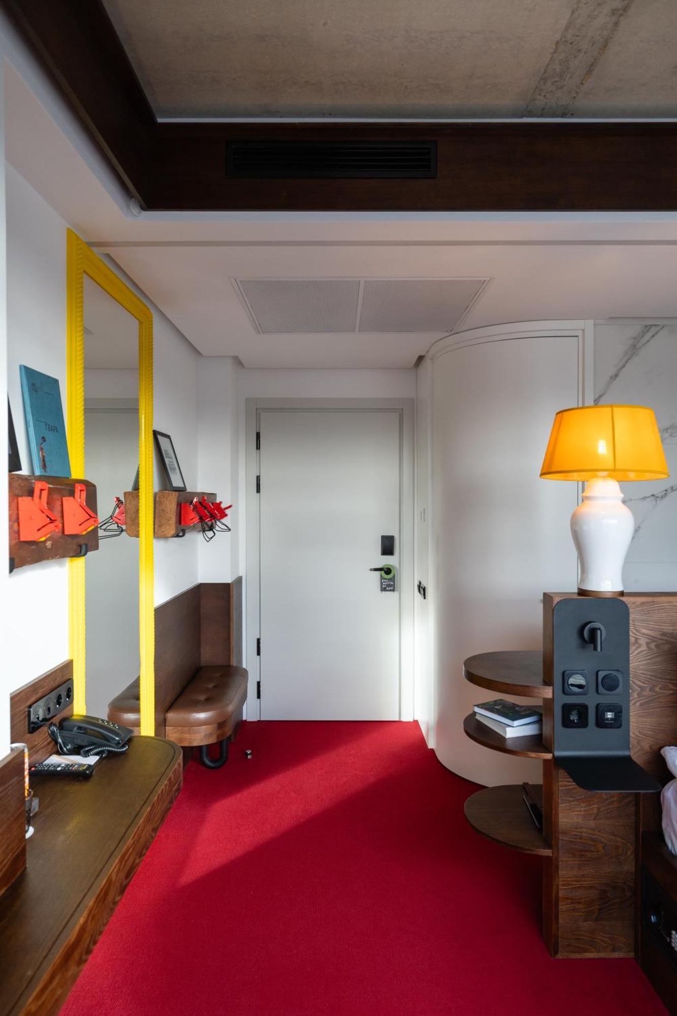 !Fest Hotel Rynok Square Λβιβ Εξωτερικό φωτογραφία