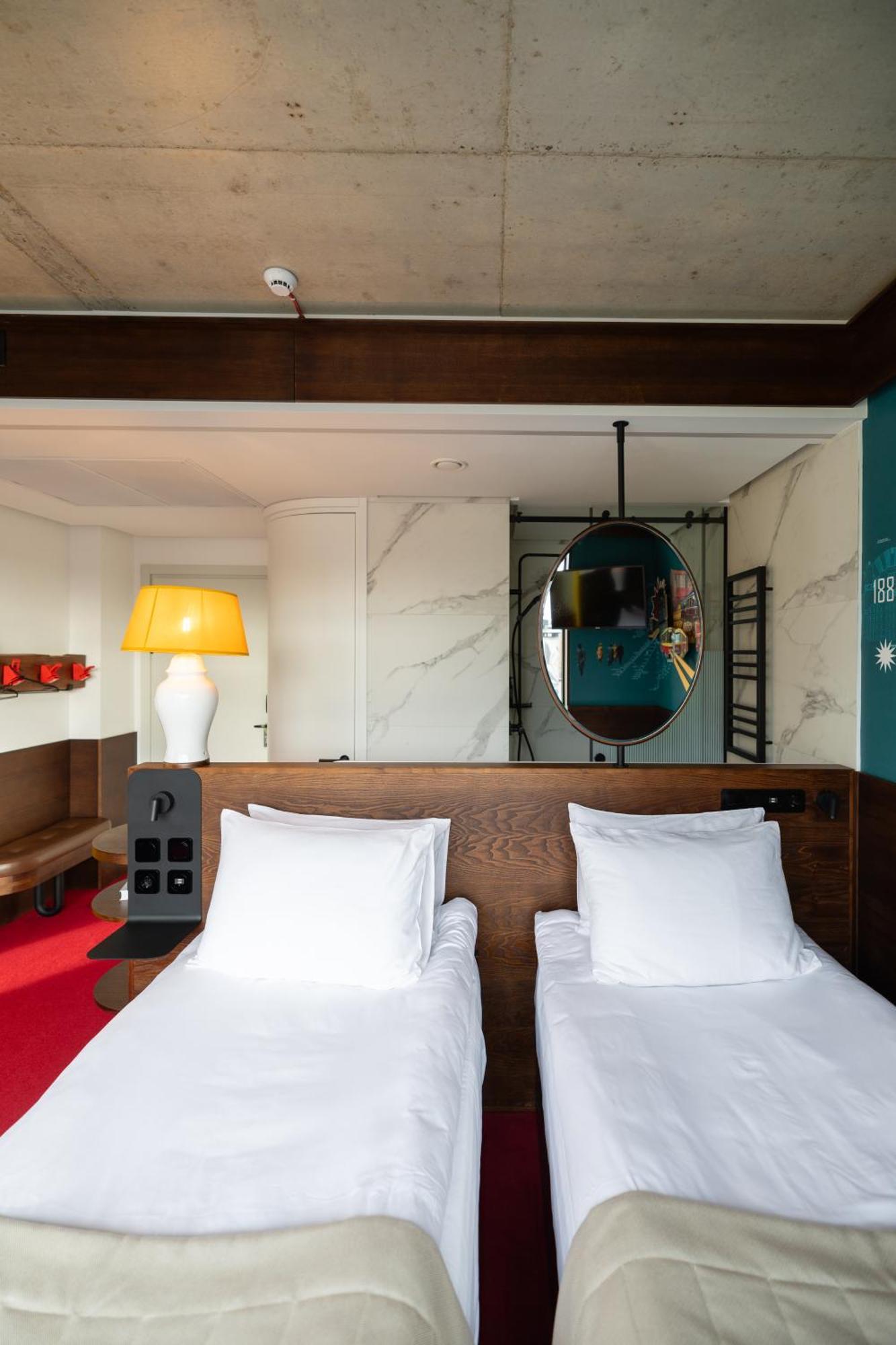 !Fest Hotel Rynok Square Λβιβ Εξωτερικό φωτογραφία