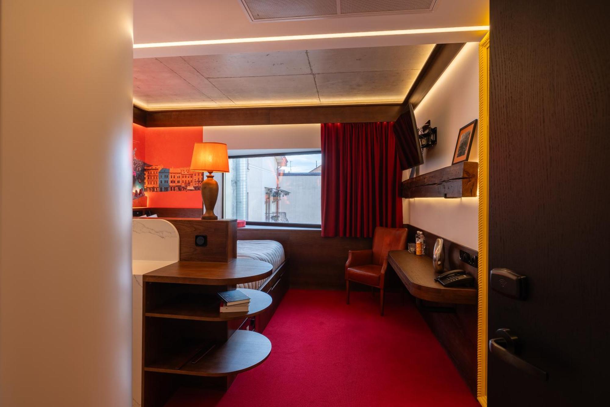 !Fest Hotel Rynok Square Λβιβ Εξωτερικό φωτογραφία