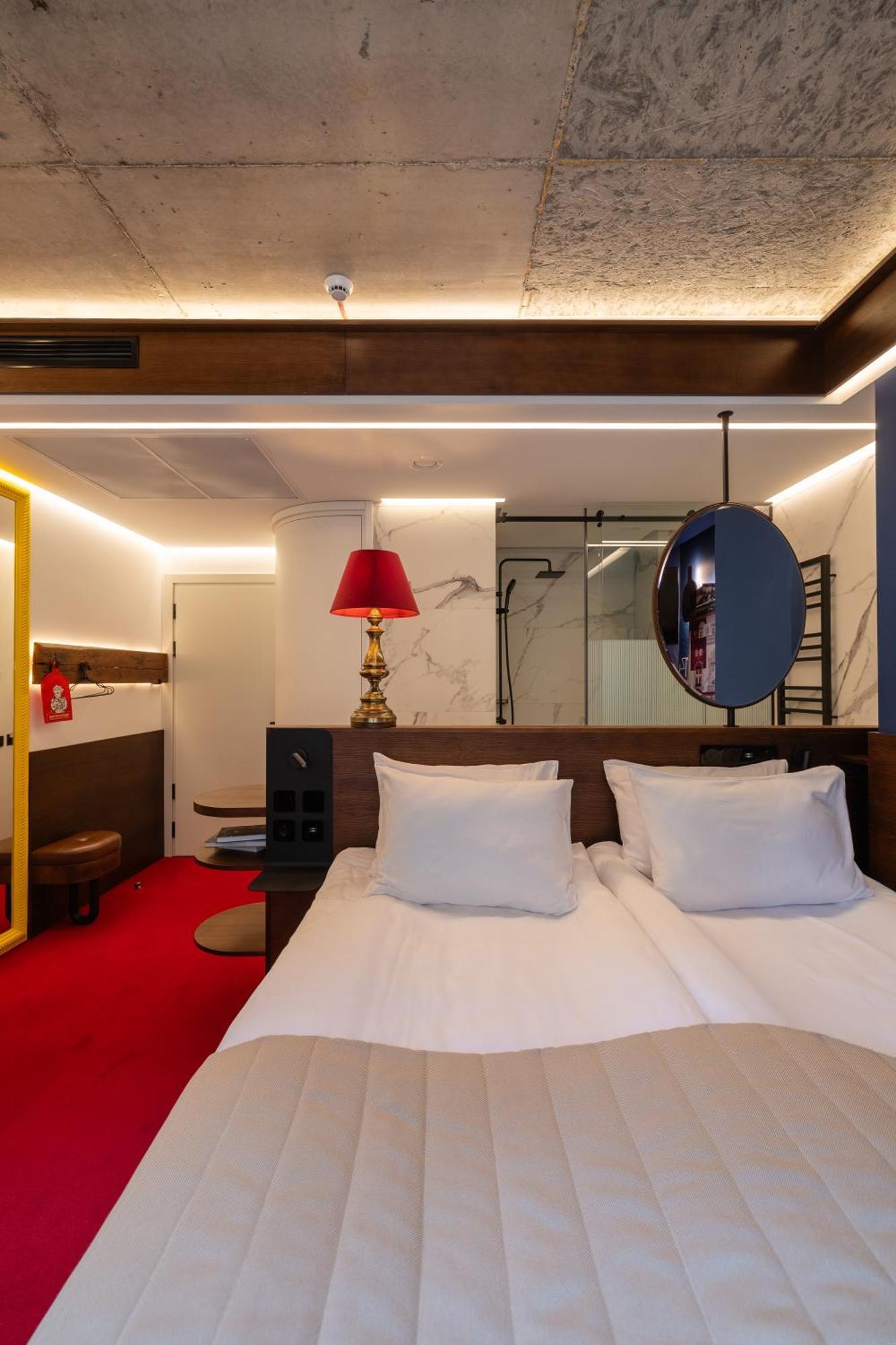 !Fest Hotel Rynok Square Λβιβ Εξωτερικό φωτογραφία